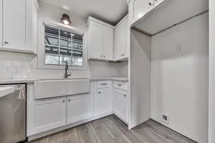 421 Creek Valley Dr, Woodstock, GA 30188 - Photo 14