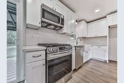 421 Creek Valley Drive, Woodstock, GA 30188 - Photo 12