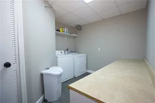 4685 Barnes Ct, Loganville, GA 30052 - Photo 10