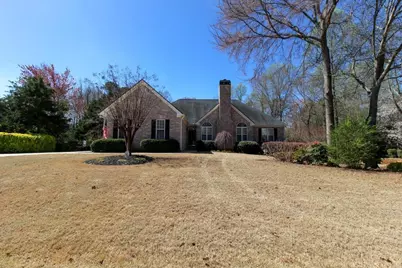161 Southampton Circle, Hoschton, GA 30548 - Photo 2