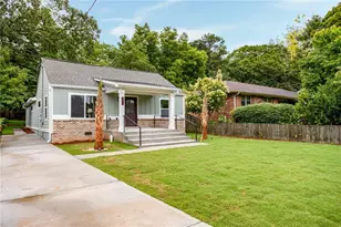 1328 Gus Thornhill Jr Dr, East Point, GA 30344 - Photo 4