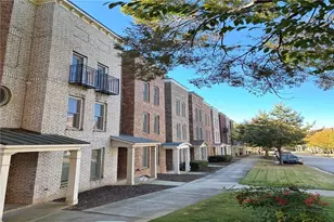 772 Liberty Commons Dr NW, Atlanta, GA 30314 - Photo 1