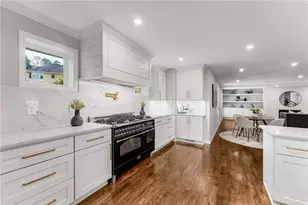 4942 Lakeland Woods Ct, Dunwoody, GA 30338 - Photo 20