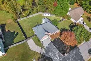 900 Burning Bush Dr, Loganville, GA 30052 - Photo 34