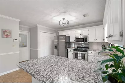 900 Burning Bush Drive, Loganville, GA 30052 - Photo 14