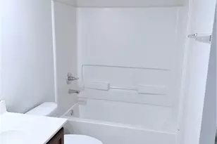 729 Castlebottom Dr, Lawrenceville, GA 30045 - Photo 10