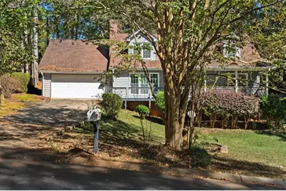 457 Casey Ct, Lawrenceville, GA 30046 - Photo 2