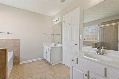 532 Stoneland, Lawrenceville, GA 30046 - Photo 16