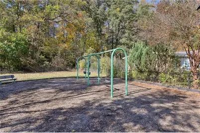 1876 Balmoral Road SE, Smyrna, GA 30080 - Photo 38