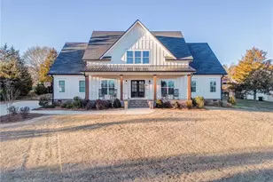 8 Trimble Wy, Rome, GA 30161 - Photo 2