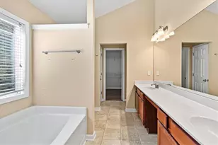 1002 Gather Dr, Lawrenceville, GA 30043 - Photo 20