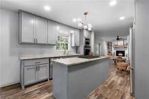 13 E Lakeshore Dr SE, Rome, GA 30161 - Photo 12