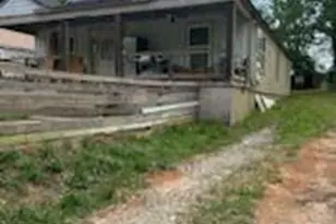 318 N 15th St, Griffin, GA 30223 - Photo 2