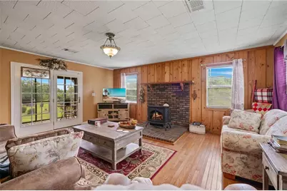 404 Davis Road W, Fairmount, GA 30139 - Photo 4