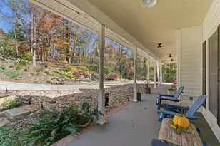 5735 E Ridge Dr, Douglasville, GA 30135 - Photo 10