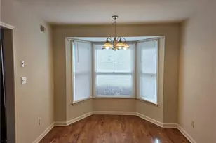 1225 Oakplace Dr SW, Marietta, GA 30008 - Photo 2