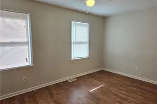 1225 Oakplace Dr SW, Marietta, GA 30008 - Photo 8