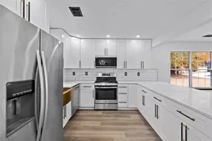 6265 Gemstone Ct, Atlanta, GA 30349 - Photo 8