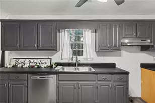 1752 Hwy 162, Covington, GA 30016 - Photo 12