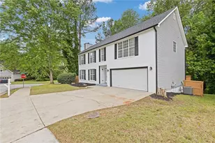285 Camden Park Dr, Lawrenceville, GA 30046 - Photo 2