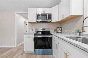 118 Perry St, Monroe, GA 30655 - Photo 14