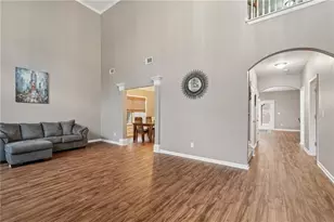 6015 Thrasher Ct, Cumming, GA 30028 - Photo 6