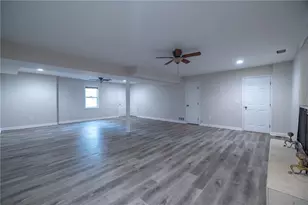 5027 Post Rd Ct, Stone Mountain, GA 30088 - Photo 10