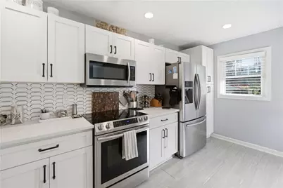 2165 Ponce De Leon Avenue NE, Atlanta, GA 30307 - Photo 14