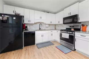 245 Amanda Ct, Stockbridge, GA 30281 - Photo 2