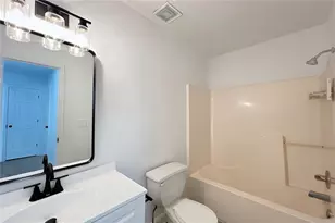 565 Paris Dr, Lawrenceville, GA 30043 - Photo 32