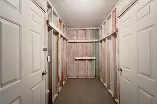 565 Paris Dr, Lawrenceville, GA 30043 - Photo 34