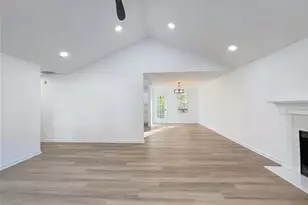 565 Paris Dr, Lawrenceville, GA 30043 - Photo 8