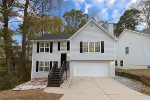 565 Paris Dr, Lawrenceville, GA 30043 - Photo 1