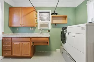 1333 E 52nd St, Savannah, GA 31404 - Photo 12