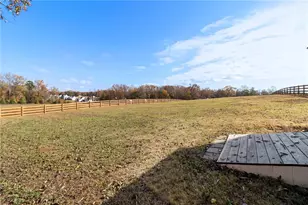 242 Township Dr, Senoia, GA 30276 - Photo 36