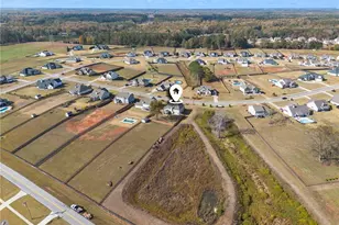 242 Township Dr, Senoia, GA 30276 - Photo 40