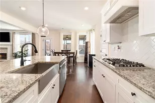 242 Township Dr, Senoia, GA 30276 - Photo 12