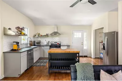 1568 Wellswood Drive SE, Atlanta, GA 30315 - Photo 4