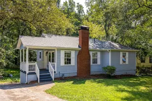 1568 Wellswood Dr SE, Atlanta, GA 30315 - Photo 1