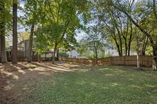 1720 Marvin St NW, Atlanta, GA 30318 - Photo 14