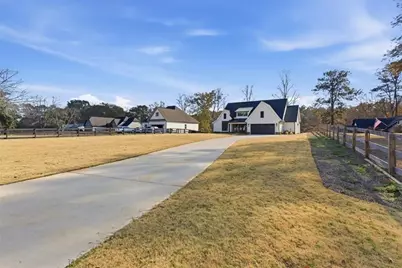 27 Linda Road SW, Cartersville, GA 30120 - Photo 2