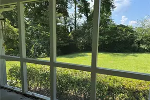 7543 Asbury Manor Dr, Lithonia, GA 30058 - Photo 8