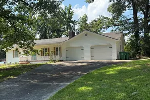 7543 Asbury Manor Dr, Lithonia, GA 30058 - Photo 4