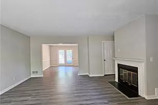 434 High Creek Trce, Roswell, GA 30076 - Photo 6