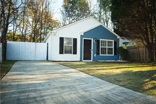 1852 Patterson Park Dr, Lawrenceville, GA 30044 - Photo 2