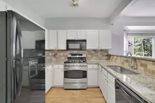 4085 Spring Cove Dr, Duluth, GA 30097 - Photo 14