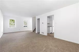 6917 Laurel Wood Dr, Douglasville, GA 30135 - Photo 4