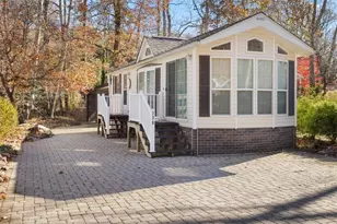 130 Creekview Dr, Cleveland, GA 30528 - Photo 1