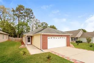 10944 Big Sky Dr, Hampton, GA 30228 - Photo 2