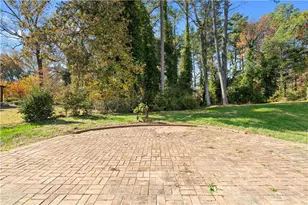 2851 Dale Dr, Marietta, GA 30068 - Photo 34